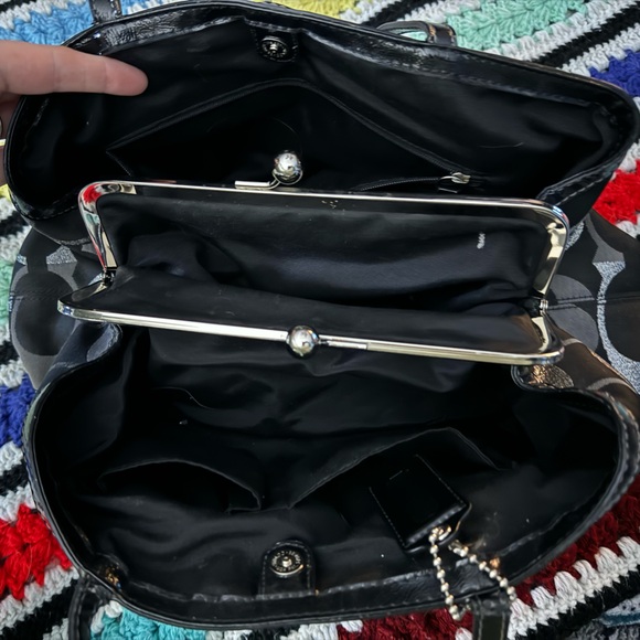 Coach purse - Picture 2 of 5